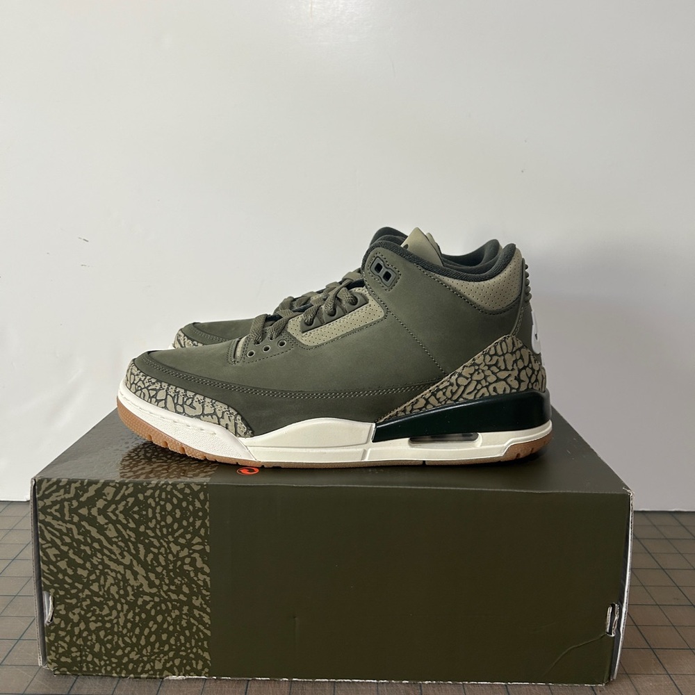 Jordan 3 Retro ‘Family Affair’